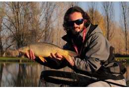 Método de pesca con alimentador en otoño.